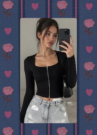 Стильна кофтинка на застібці 🖤