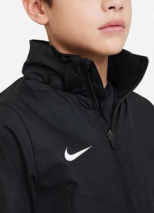 Куртка ветровка nike storm fit,черного цвета,original,unisex