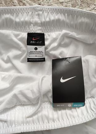 Нові оригінальні шорти nike max graphic 3