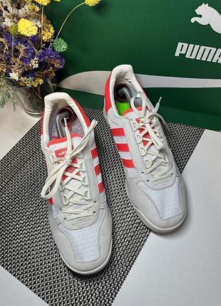 Оригінальні кросівки adidas 6