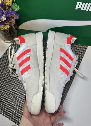 Оригінальні кросівки adidas 8