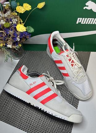 Оригінальні кросівки adidas