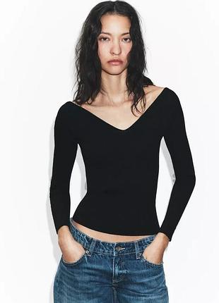 Лонгслів у рубчик від zara розміру м