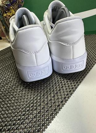 Оригінальні кросівки adidas 7