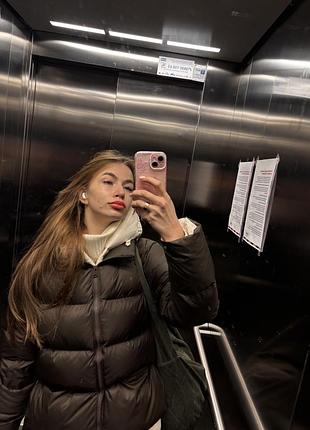 Жіноча тепла куртка з імітацією жилетки, чорна