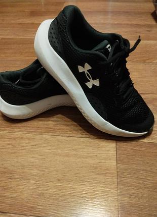 Кроссовки under armour 3