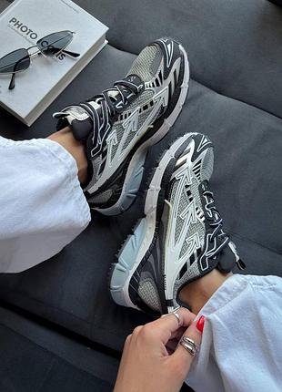 Be right back grey/black 8