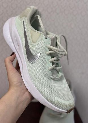 Кросівки жіночі nike revolution 7 м'ятні