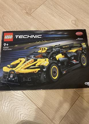 Конструктор для хлопчика lego technic bugatti bolide 42151