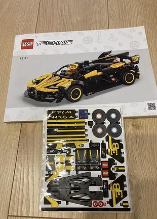 Конструктор для хлопчика lego technic bugatti bolide 42151 4