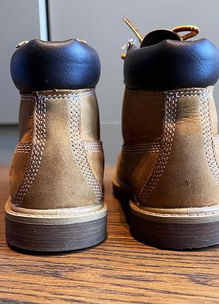 Черевики унісекс timberland classic, коричневі 3