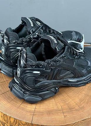 Runner 2 black 3
