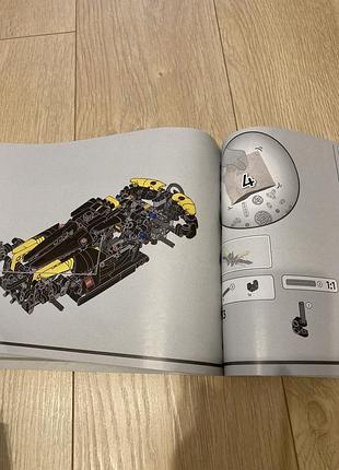 Конструктор для хлопчика lego technic bugatti bolide 42151 6