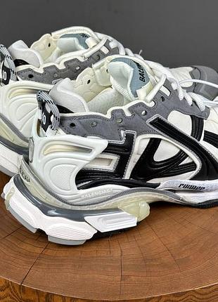 Runner 2 white grey black 3