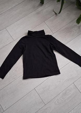 Фірмовий гольф від h&m.