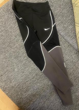 Жіночі спортивні лосини nike чорно-сірі розмір м