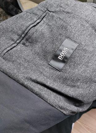Плащ  hugo boss 6