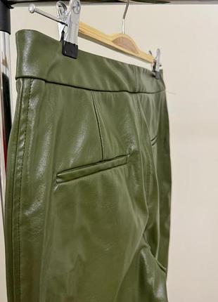 Лаковые брюки на утепленные 
  zara 5