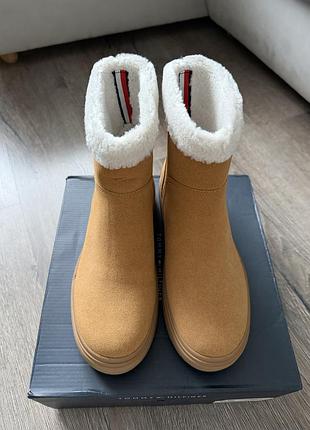 Чоботи tommy hilfiger розмір 38 3