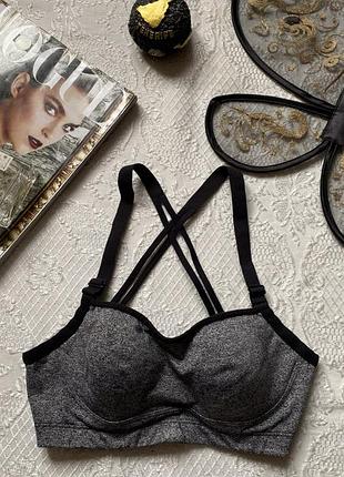 Спортивний топ з чашками vs*sport , 32b