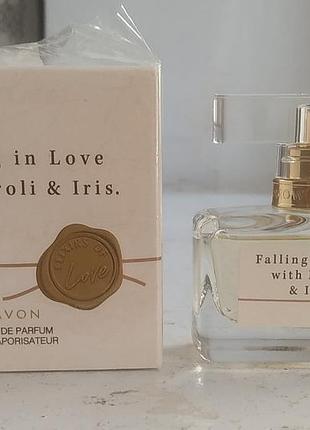 Парфумована вода avon falling in love with neroli & iris