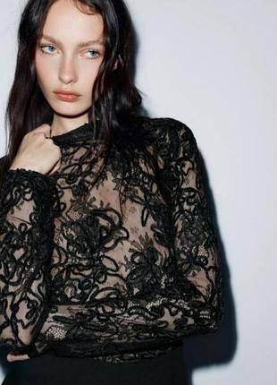 Жіноча чорна блуза, лонгслів, гольф zara з мереживна