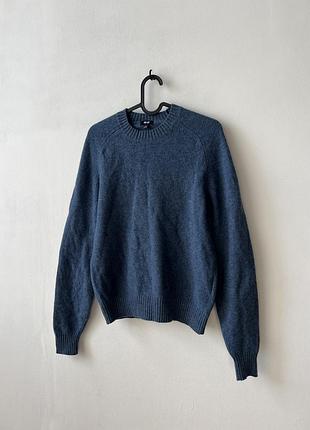 Жіночий вовяний светр uniqlo