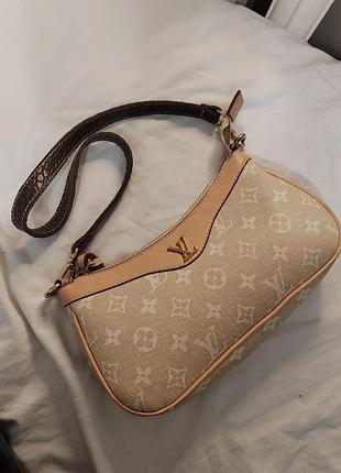 Сумка жіноча louis vuitton baguette бежева з монограмою