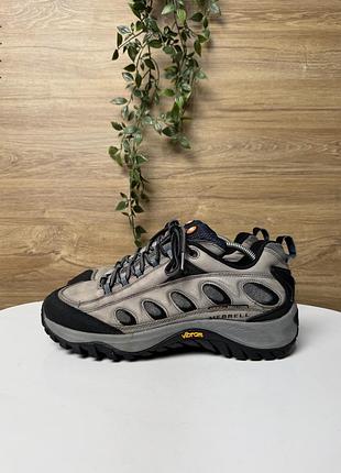 Чоловічі трекінгові шкіряні кросівки merrell розмір 44