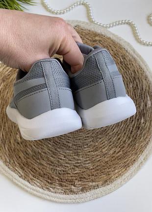 Кросівки сірі reebok 4