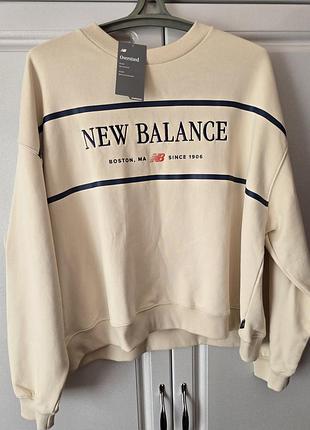 Світшот жіночий new balance бежевий з написом