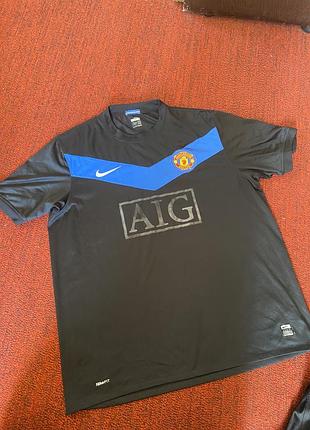 Футболка манчестер юнайтед» (manchester united) сезону 2009/2010.