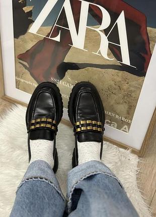 Женские лоферы zara
