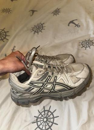 Кросівки asics білі зимові