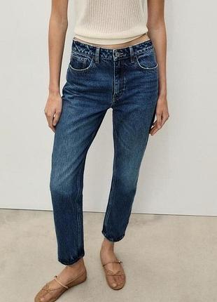 Женские темно синие джинсы мом fit mango