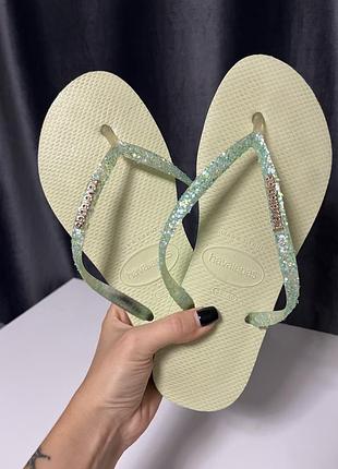 Шльопанці havaianas slim glitter flourish