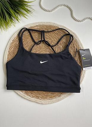 Топ спортивний новий nike чорний