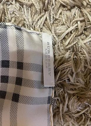 Burberry шовк хустка 2