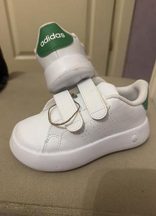 Кросівки adidas