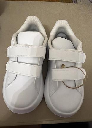 Кросівки adidas 2