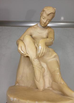 Винтаж гипсовая статуэтка "баллерина" 1950 (под реставрацию). вынтажная статуэтка 25 см
