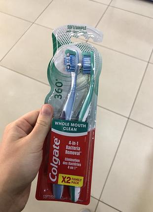 Colgate зубні щітки