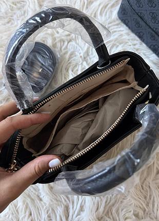 Жіноча нова сумочка guess 5
