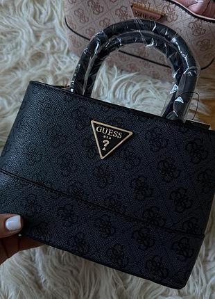 Жіноча нова сумочка guess
