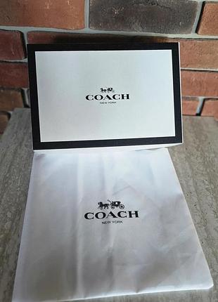Коробка+пыльник маленький coach есть