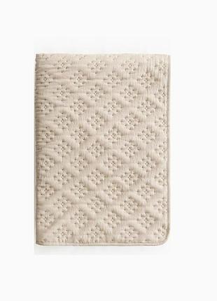 H&m стеганое покрывало light beige