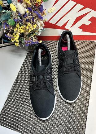 Оригинальные кожаные кроссовки clarks 4