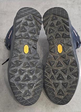Ботінки lowa gore-tex оригінал 8