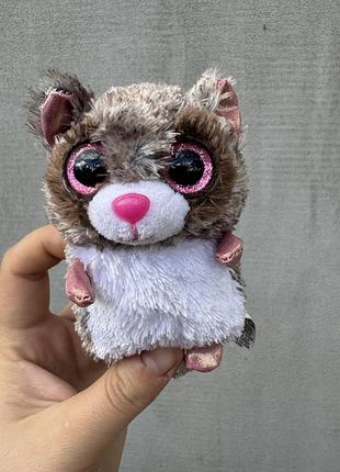 М'яка іграшка lara bush baby із серії mini motsu від бренду keel toys
