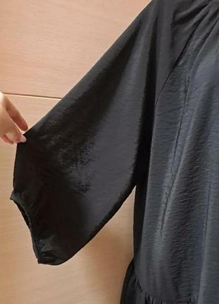 Чорна вільна сукня h&m 9